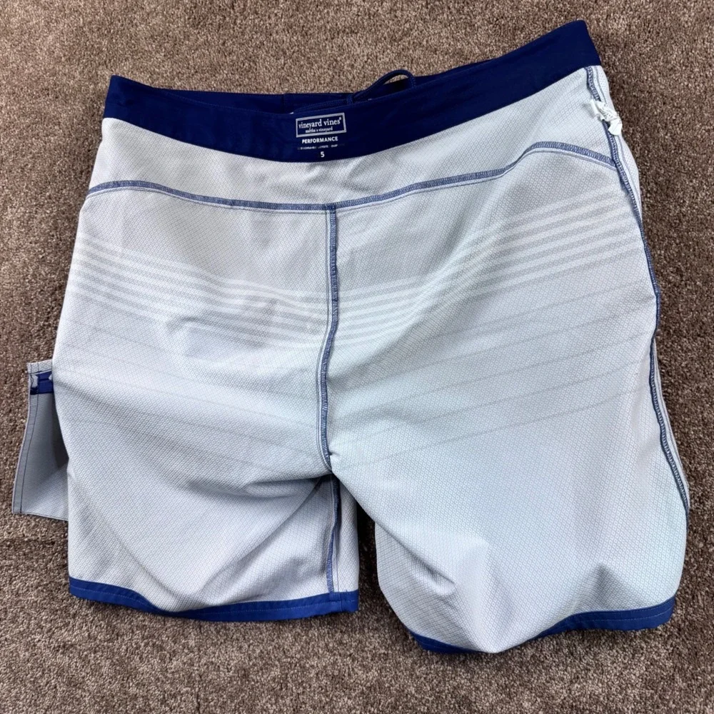 Vineyard Vines Mens Performance Board‎ Shorts Blue Striped Size 35 Swim Trunks
